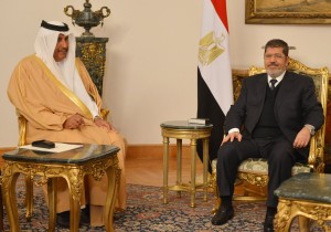 Rencontre entre Cheik Hamad bin Jassim bin Jabor al-Thani et le président Morsi.