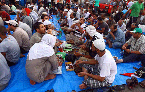 Rompre le jeûne du Ramadan, à partir d'une fatwa, pour avoir plus de forces pour «résister»
