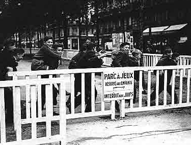 Paris, 1940