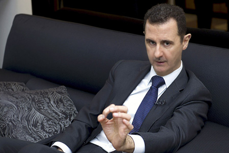 Titre d'un hebdomadaire «grand public» en France de juin 2014, Paris Match: «Victoire écrasante de Bachar al-Assad» (photo de 2013)