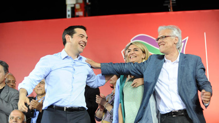 Alexis Tsipras et Yannis Milios, lors de la Conférence de Syriza