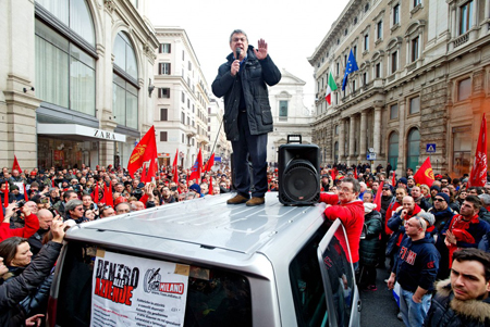 Maurizio Landini, FIOM, entre l'équilibre instable et le «front social»