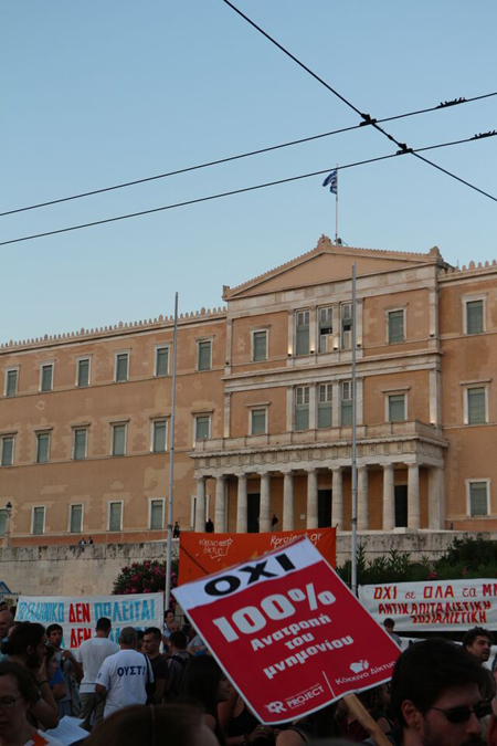 Manifestation place Syntagma le 15 juillet