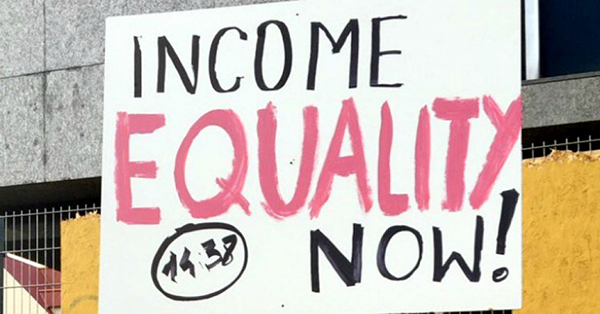 «Islande: les femmes ont obtenu une loi qui impose aux entreprises l’égalité salariale», conférence-débat avec Brynhildur Heidar Og Omarsdottir. Mercredi 20 mars, 20h, Buffet CFF, Lausanne, Restaurant Tibits: 1er étage
