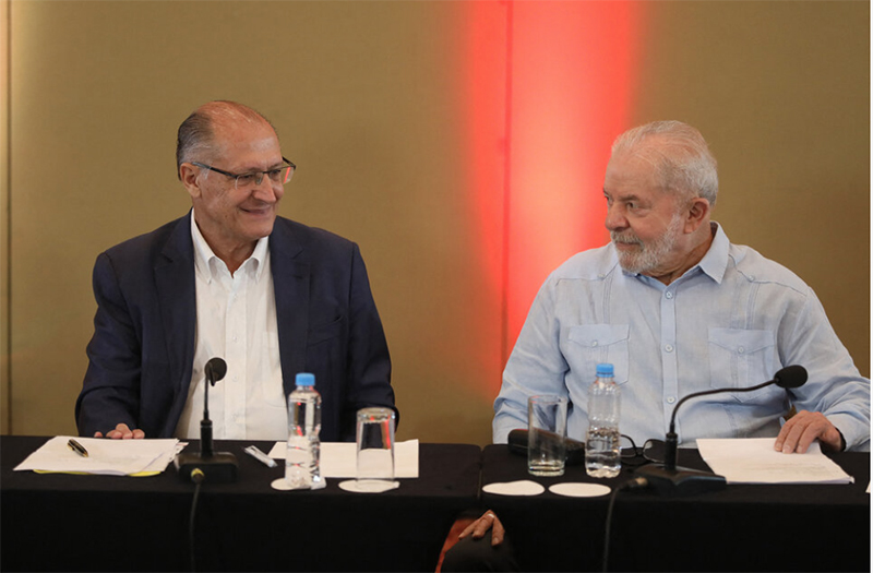 Brasil.  A chapa Lula-Alckmin é oficial – Contra